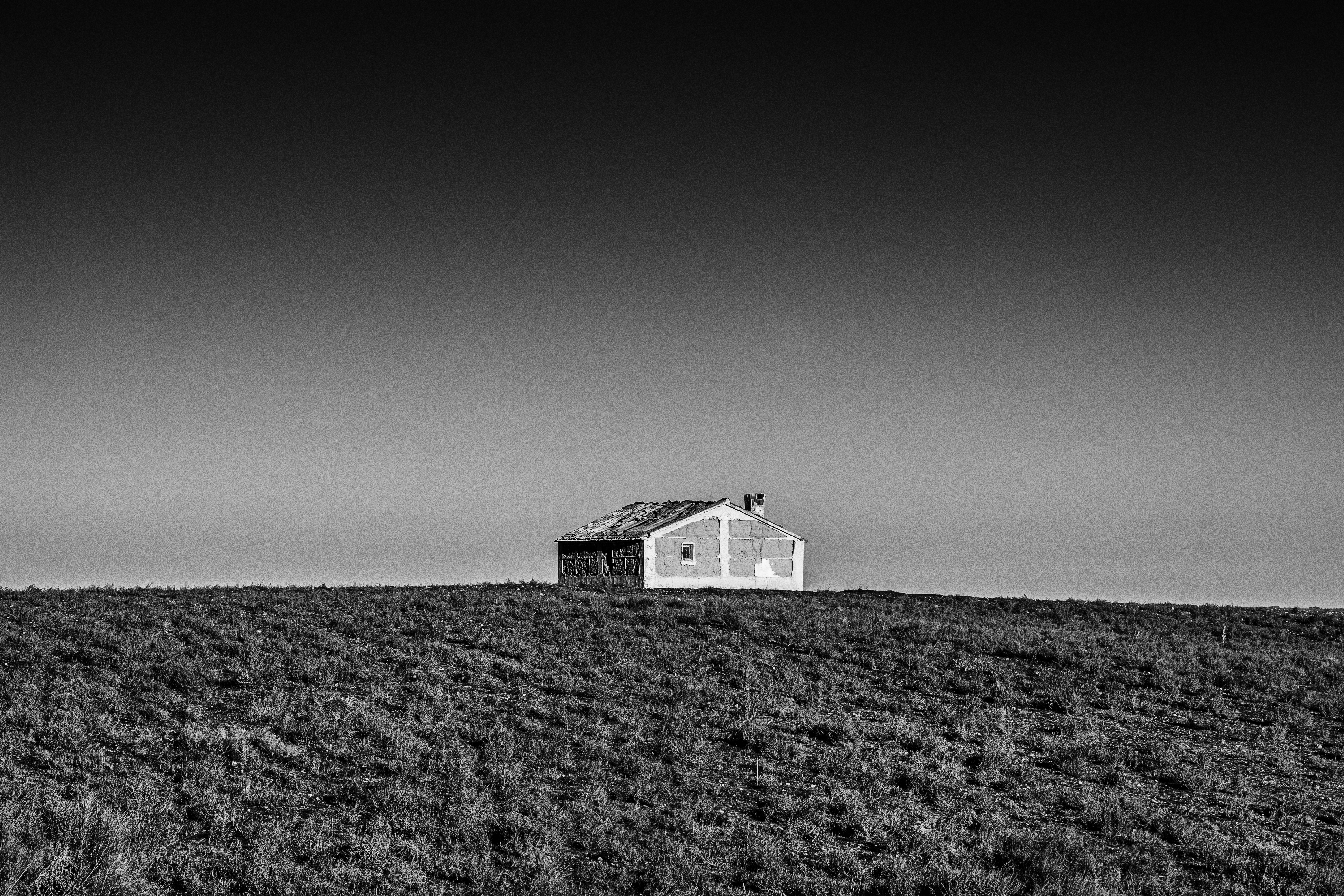 39.78166340260225, -3.6633549556630913