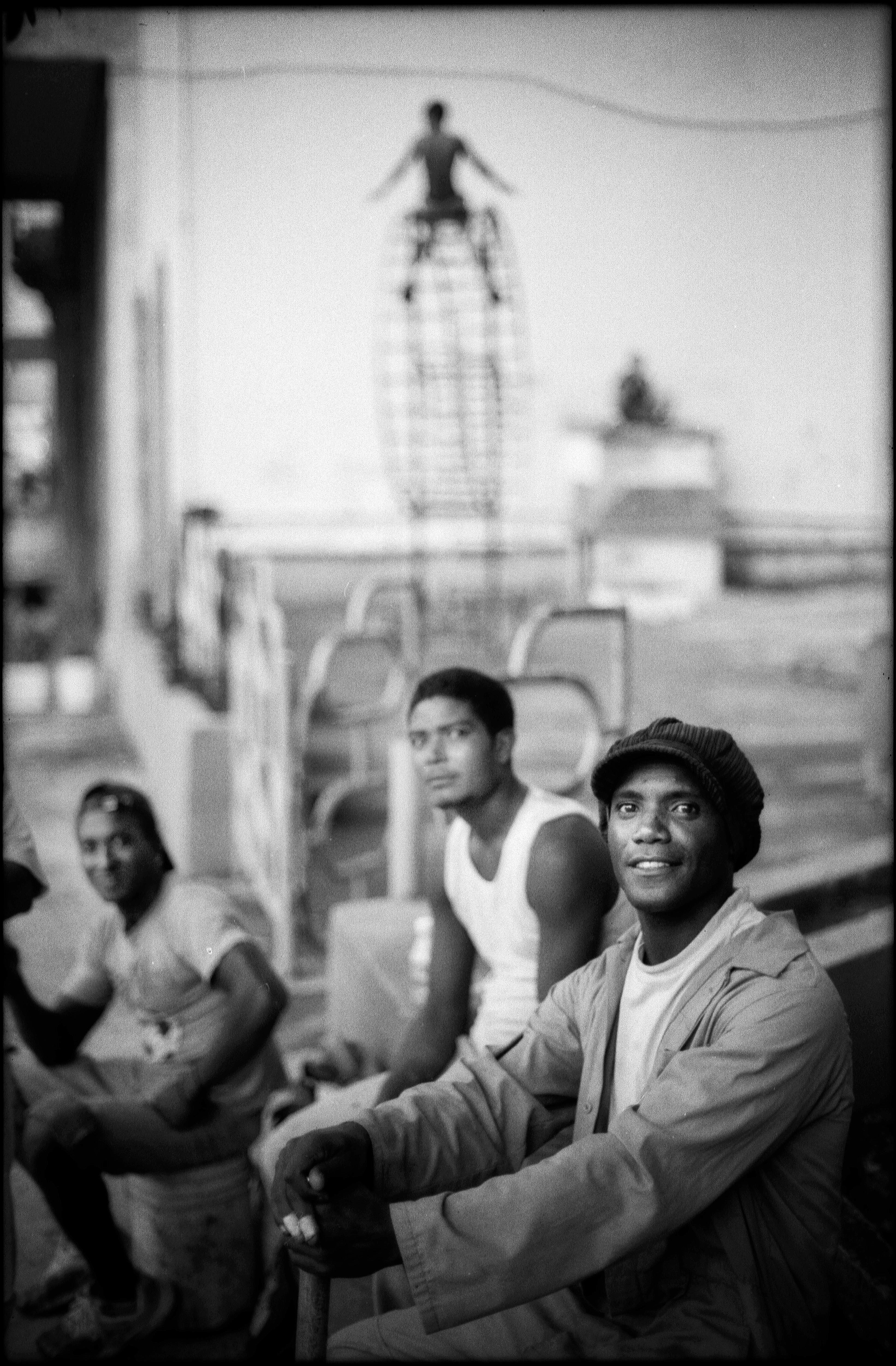 WALKER HAVANA 1 Foundation